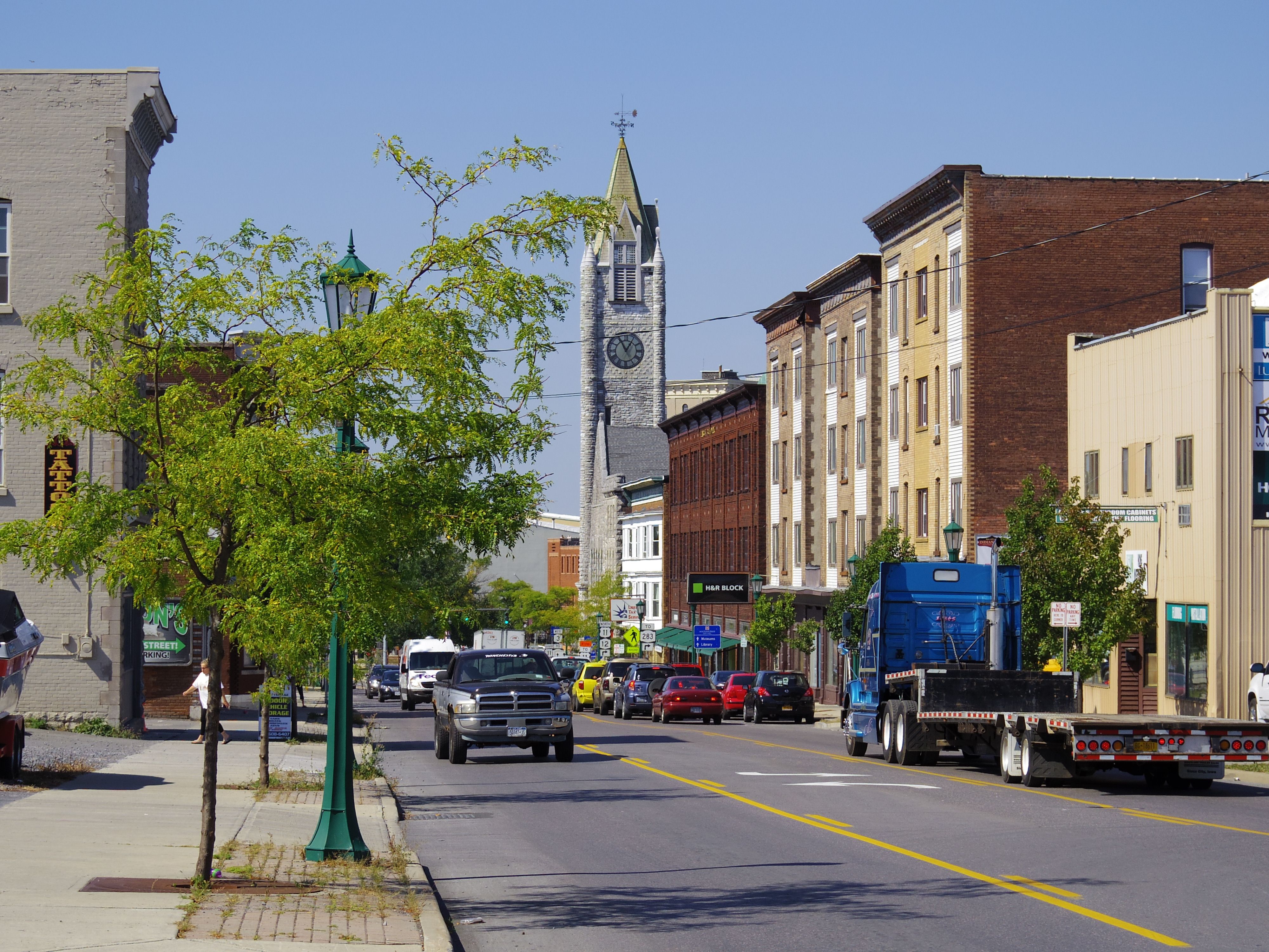 An image of traffic going through State Street in Watertown New York